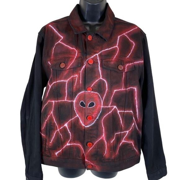 PacSun Custom Graphic Jean Jacket - Picture 6 of 15